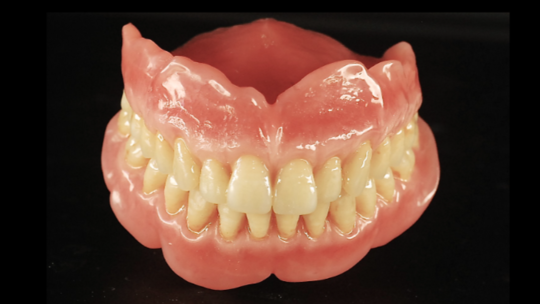 最新のヨーロッパ式総入れ歯 - 岐阜県岐阜市入れ歯専門外来・桐山歯科医院